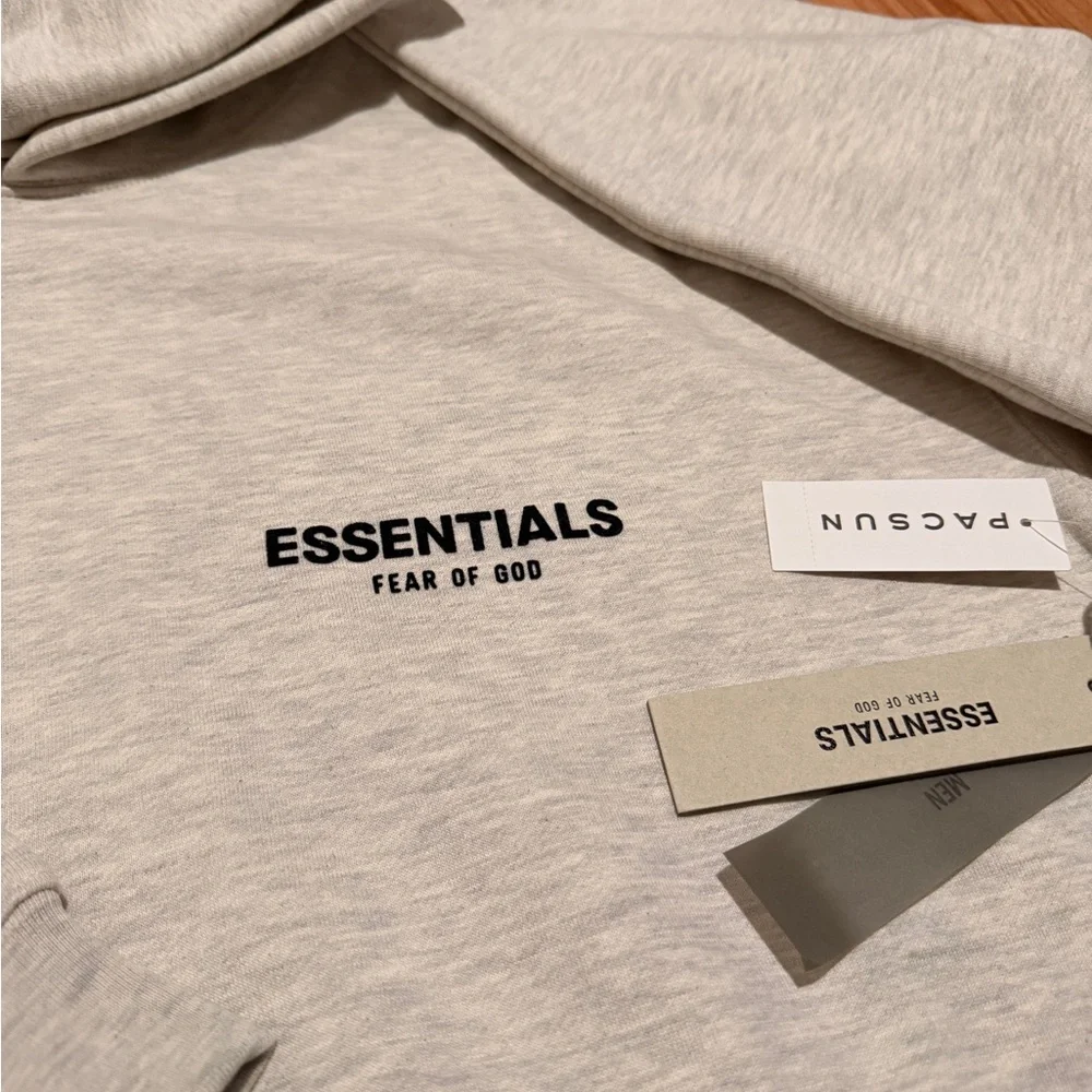 Fear of God: Essentials Hoodie (ss22) - Picture 3 of 6